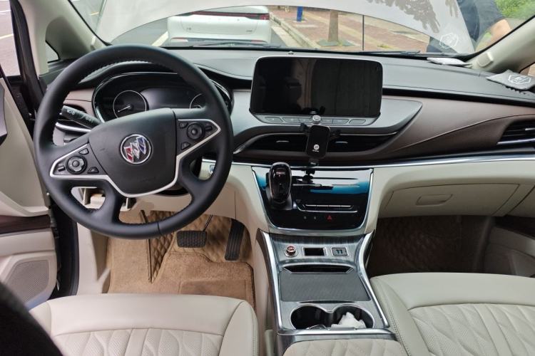 Used Buick GL8 2023 Land Executive Class Smart Enjoyment Model Center Console