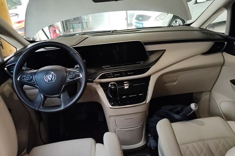 Used Buick GL8 2023 ES Lu Zun Luxury Edition and Yue Version Center Console