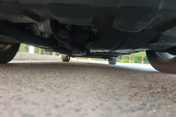 Used Buick GL8 2023 Land Executive Class Smart Enjoyment Model Chassis Front