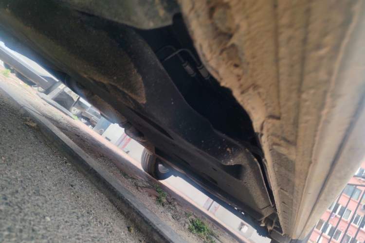 Used Buick GL8 2023 Land Executive Class Comfort Model Chassis Front Left