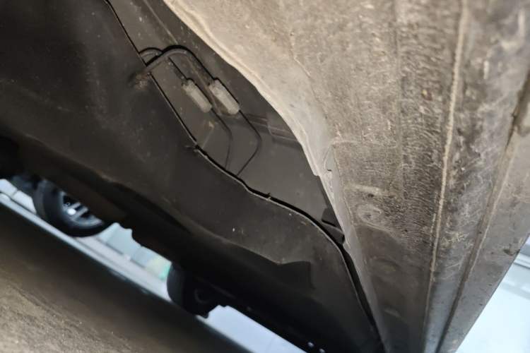Used Buick GL8 2023 Land Executive Class 652T Luxury Model Chassis Front Left