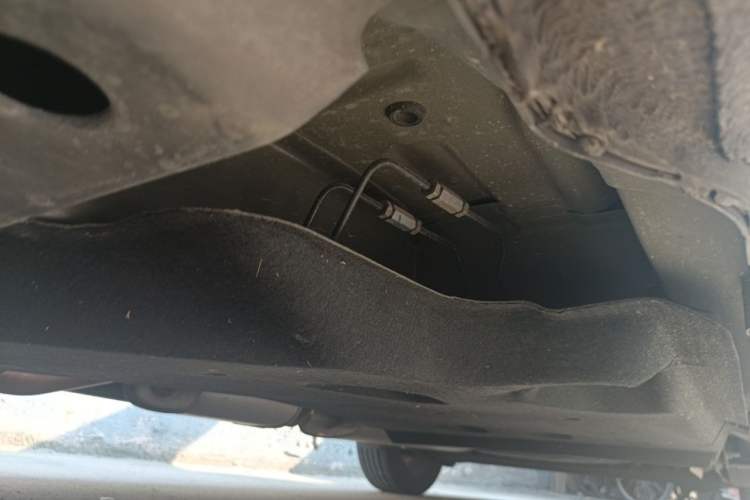 Used Buick GL8 2023 Land Executive Class Comfort Model Chassis Front Left