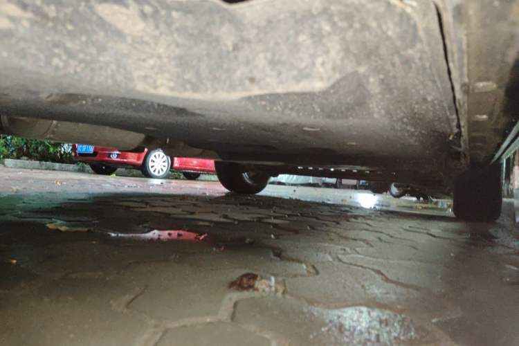 Used Buick GL8 2023 Land Executive Class Comfort Model Chassis Front Left
