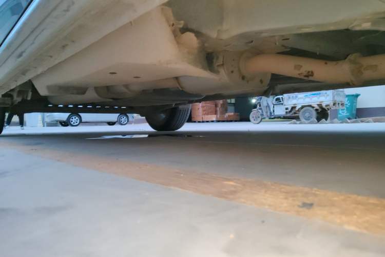 Used Buick GL8 2023 Land Executive Class Smart Enjoyment Model Chassis Front Right