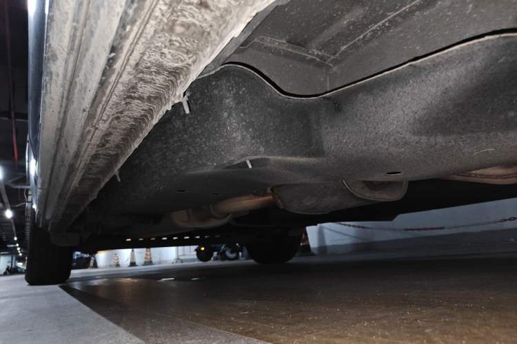 Used Buick GL8 2023 Land Executive Class Comfort Model Chassis Front Right