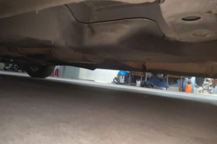 Used Buick GL8 2023 Land Executive Class Smart Enjoyment Model Chassis Front Right
