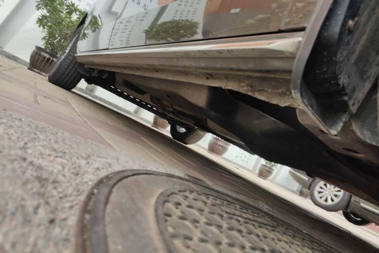 Used Buick GL8 2023 Land Executive Class 652T Luxury Model Chassis Front Right