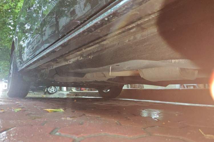Used Buick GL8 2023 Land Executive Class Comfort Model Chassis Front Right