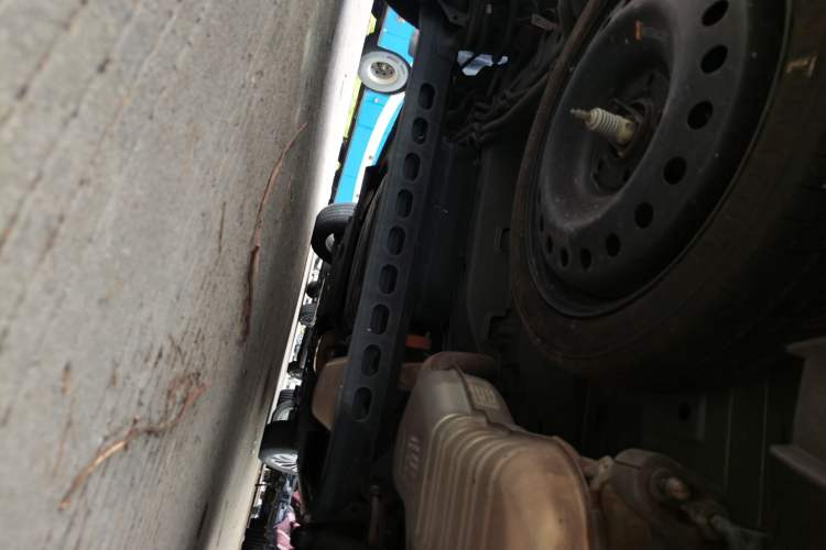 Used Buick GL8 2023 Land Executive Class Comfort Model Chassis Rear