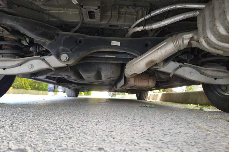 Used Buick GL8 2023 Avenir Aivia Six-Seat Deluxe Edition Chassis Rear