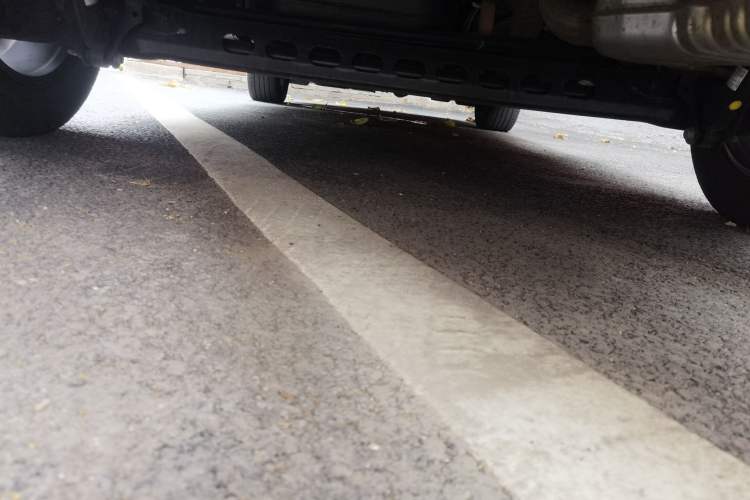 Used Buick GL8 2023 Facelifted Land Cruiser Executive Luxury Version Chassis Rear