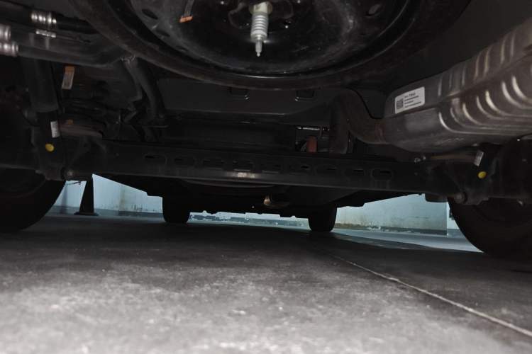 Used Buick GL8 2023 Land Executive Class Comfort Model Chassis Rear