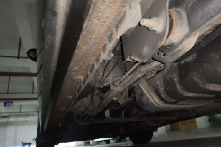 Used Buick GL8 2023 Land Executive Class Comfort Model Chassis Rear Left