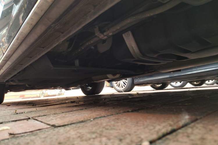Used Buick GL8 2023 Land Executive Class Comfort Model Chassis Rear Left