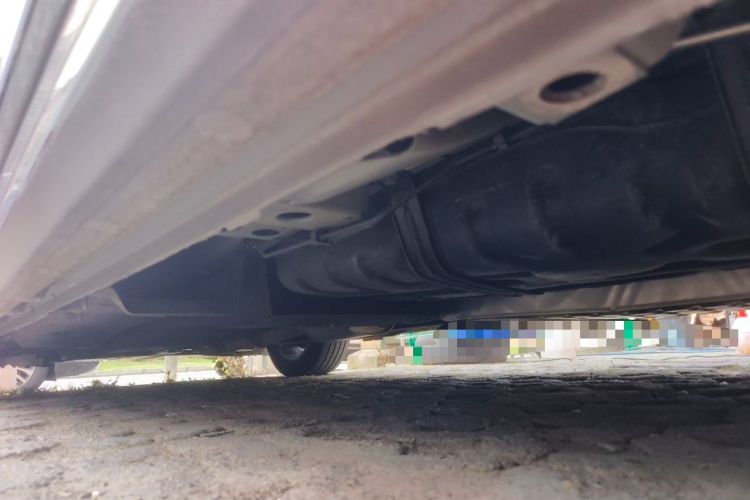 Used Buick GL8 2023 ES Lu Zun Deluxe and Yue Edition Chassis Rear Left