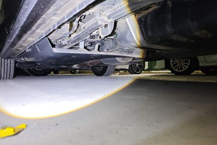 Used Buick GL8 2023 Land Executive Class Comfort Model Chassis Rear Left