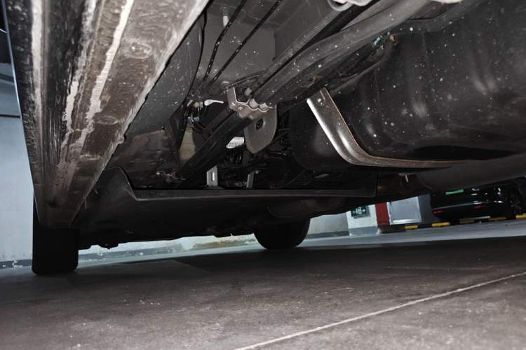 Used Buick GL8 2023 Land Executive Class Comfort Model Chassis Rear Left