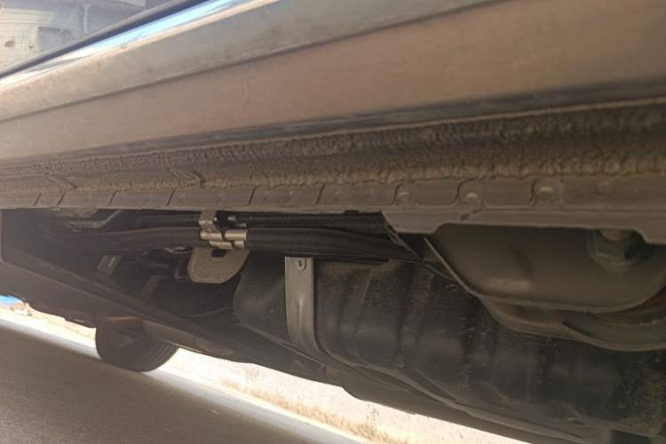 Used Buick GL8 2023 Land Executive Class Comfort Model Chassis Rear Left