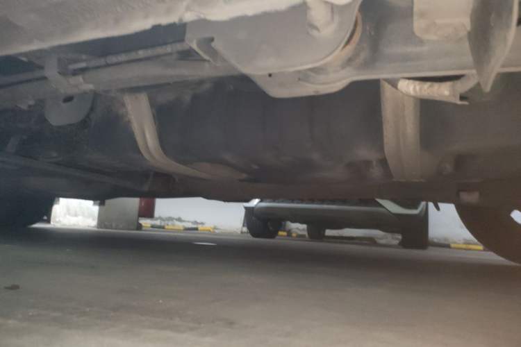 Used Buick GL8 2023 Land Executive Class Smart Enjoyment Model Chassis Rear Left