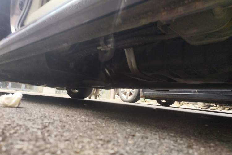 Used Buick GL8 2023 Land Executive Class Comfort Model Chassis Rear Left