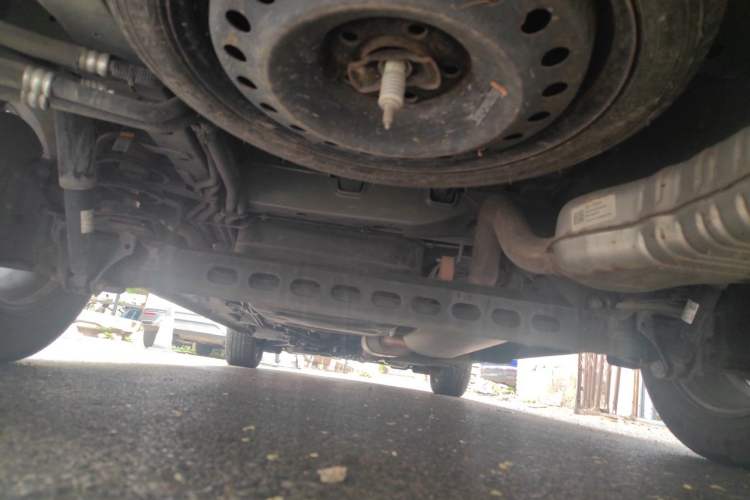 Used Buick GL8 2023 Facelifted Land Cruiser Executive Luxury Version Chassis Rear