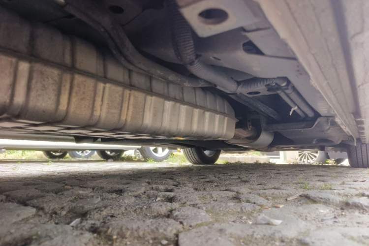 Used Buick GL8 2023 ES Lu Zun Deluxe and Yue Edition Chassis Rear Right