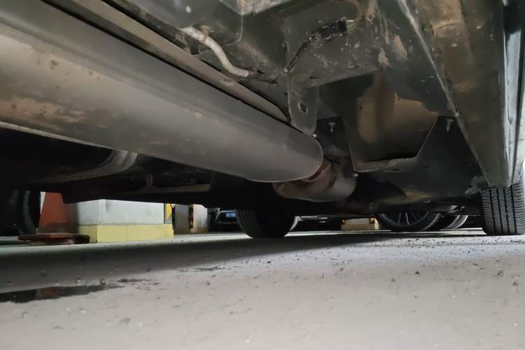 Used Buick GL8 2023 Land Executive Class Comfort Model Chassis Rear Right