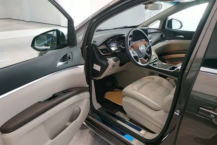 Used Buick GL8 2023 Land Executive Class Smart Enjoyment Model Driver Seat