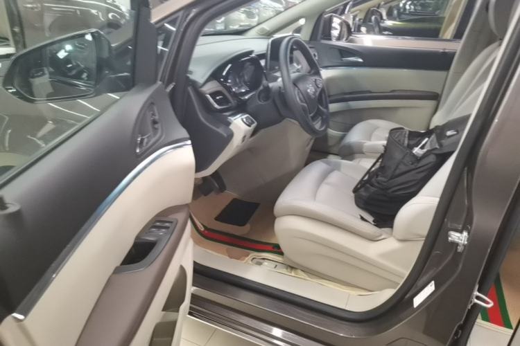 Used Buick GL8 2023 Land Executive Class Smart Enjoyment Model Driver Seat
