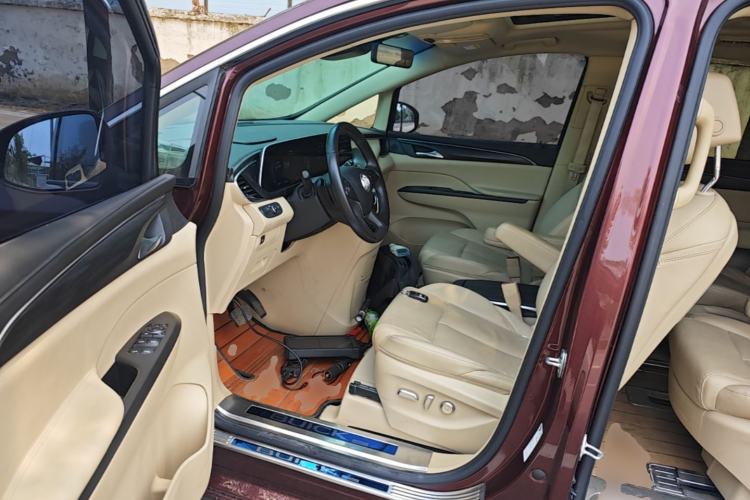 Used Buick GL8 2023 ES Lu Zun Deluxe Model Driver Seat