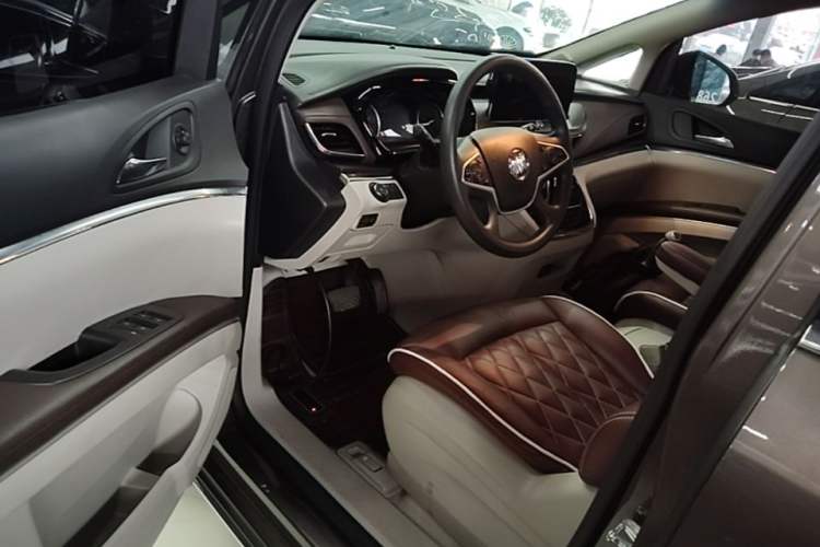 Used Buick GL8 2023 Land Executive Class Smart Enjoyment Model Driver Seat