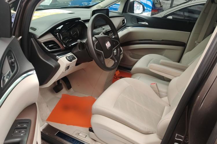 Used Buick GL8 2023 Land Executive Class Comfort Model Driver Seat