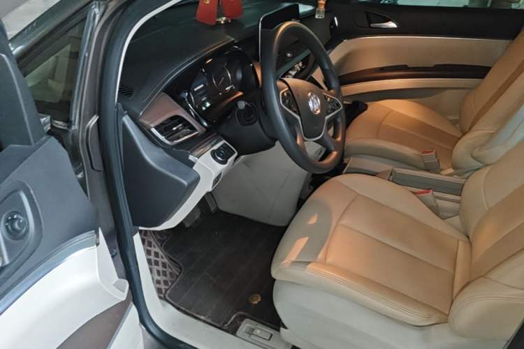 Used Buick GL8 2023 Land Executive Class Smart Enjoyment Model Driver Seat