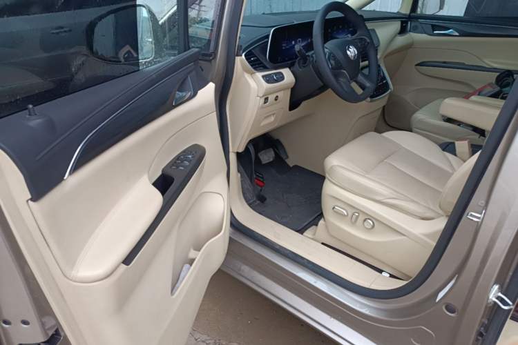 Used Buick GL8 2023 ES Lu Zun Deluxe Model Driver Seat