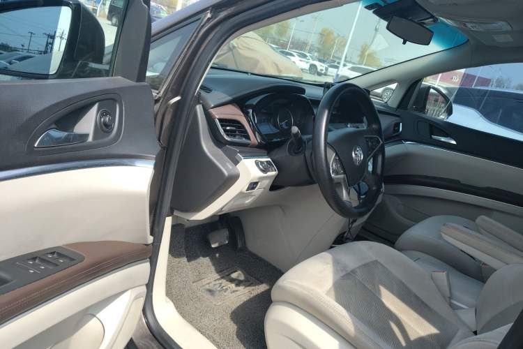 Used Buick GL8 2023 Land Executive Class Smart Enjoyment Model Driver Seat