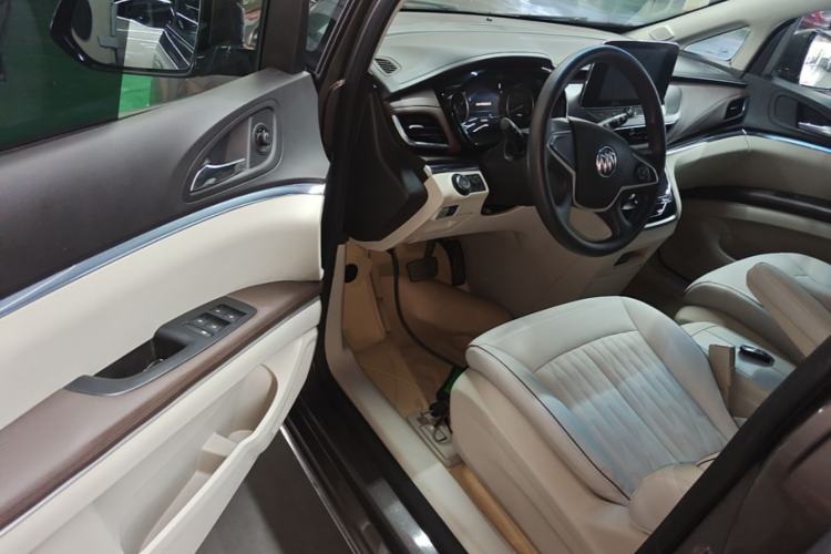 Used Buick GL8 2023 Land Executive Class Comfort Model Driver Seat