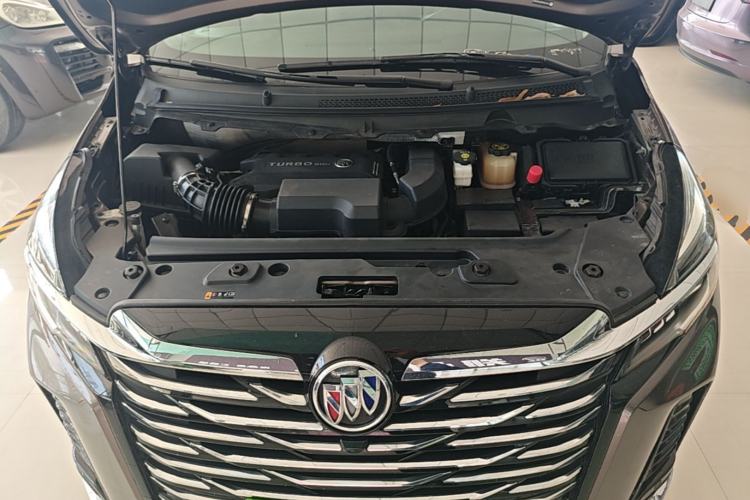 Used Buick GL8 2023 Land Executive Class Comfort Model Engine Bay