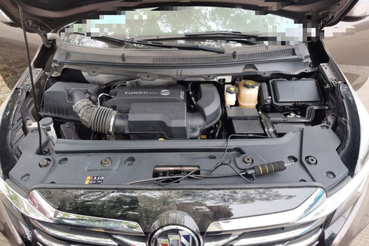 Used Buick GL8 2023 Land Executive Class Comfort Model Engine Bay