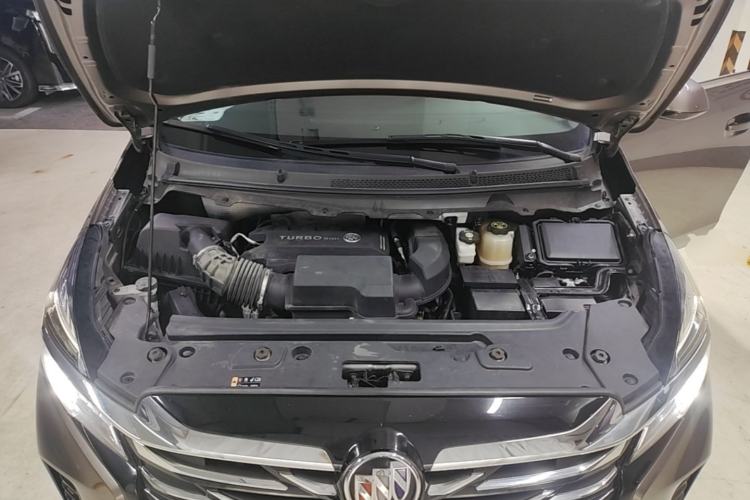 Used Buick GL8 2023 Land Executive Class Comfort Model Engine Bay