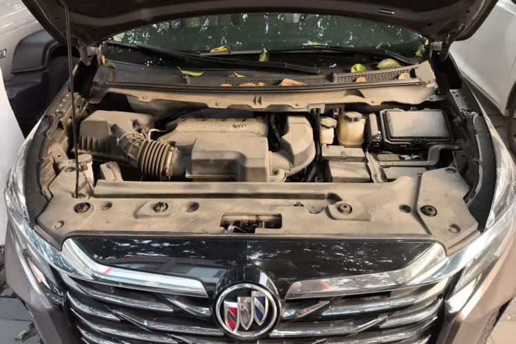 Used Buick GL8 2023 Land Executive Class Comfort Model Engine Bay