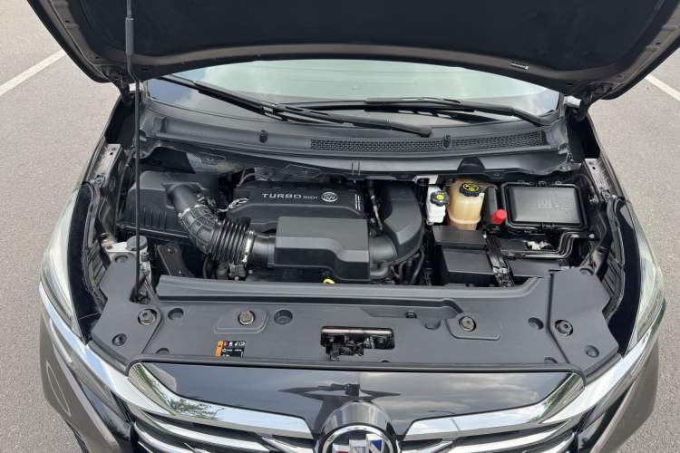 Used Buick GL8 2023 Land Executive Class 652T Luxury Model Engine Bay