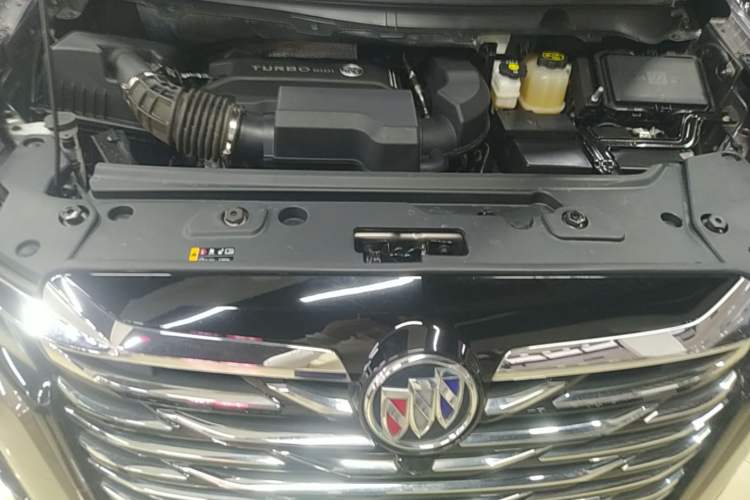 Used Buick GL8 2023 Land Executive Class Smart Enjoyment Model Engine Bay