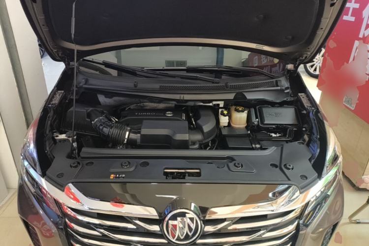 Used Buick GL8 2023 Land Executive Class 652T Luxury Model Engine Bay