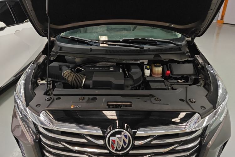 Used Buick GL8 2023 Land Executive Class Comfort Model Engine Bay