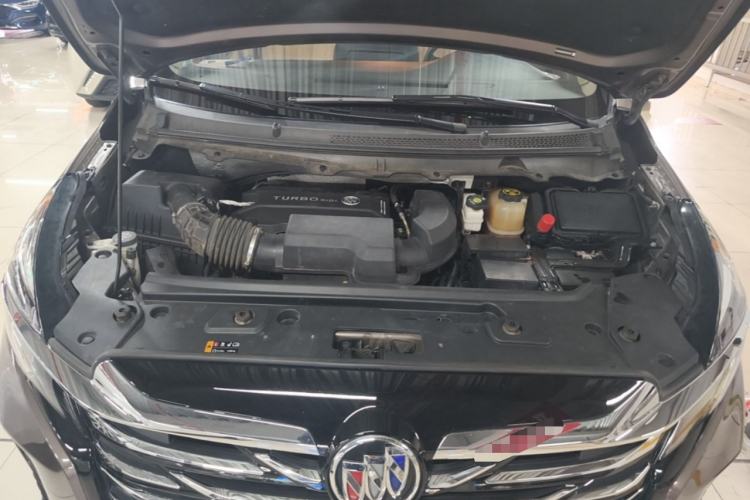 Used Buick GL8 2023 Facelifted Land Cruiser Executive Luxury Version Engine Bay