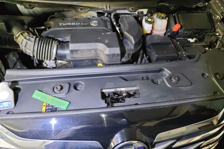 Used Buick GL8 2023 Land Executive Class Comfort Model Engine Bay