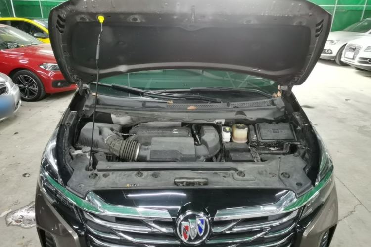 Used Buick GL8 2023 Land Executive Class Comfort Model Engine Bay