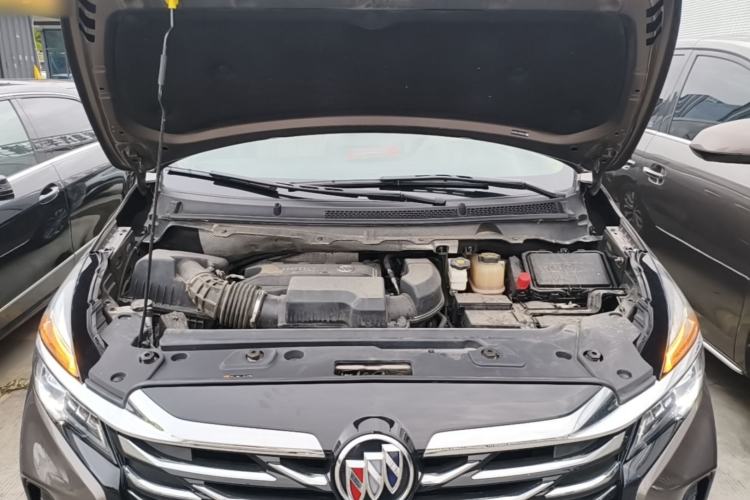 Used Buick GL8 2023 Land Executive Class 652T Luxury Model Engine Bay