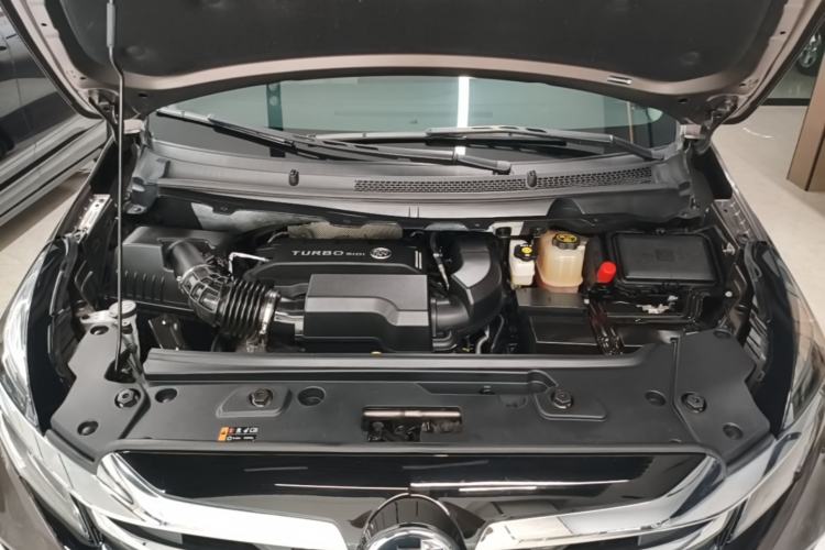 Used Buick GL8 2023 Land Executive Class Smart Enjoyment Model Engine Bay