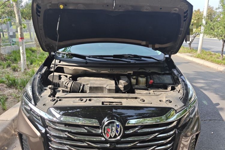 Used Buick GL8 2023 Land Executive Class 652T Luxury Model Engine Bay